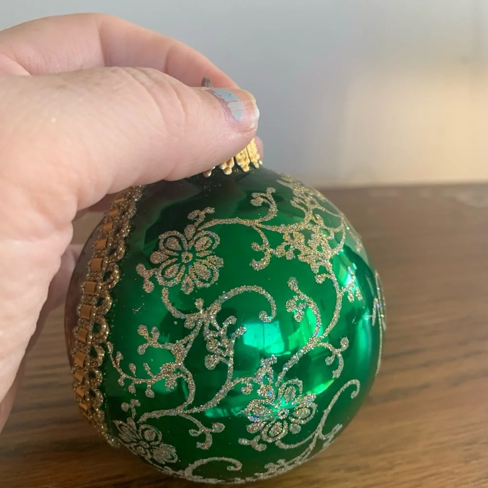 Vintage 1995 Santa Ornament
